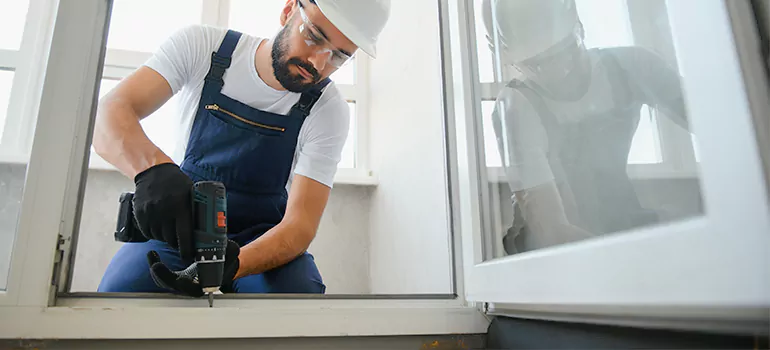 Replace Broken Window Pane in Westchase, FL