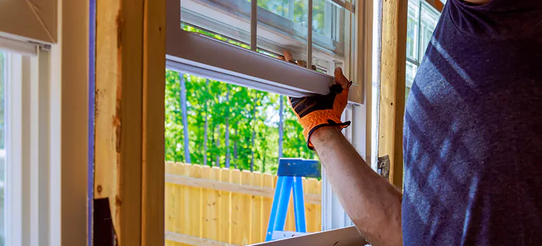 >Bay Window Curtain Rail Track in Westchase, FL